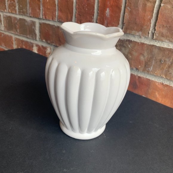 VASE - 6.5in Ceramic, white, fluted, scalloped, ridged vase, 3.75in opening - Picture 1 of 7